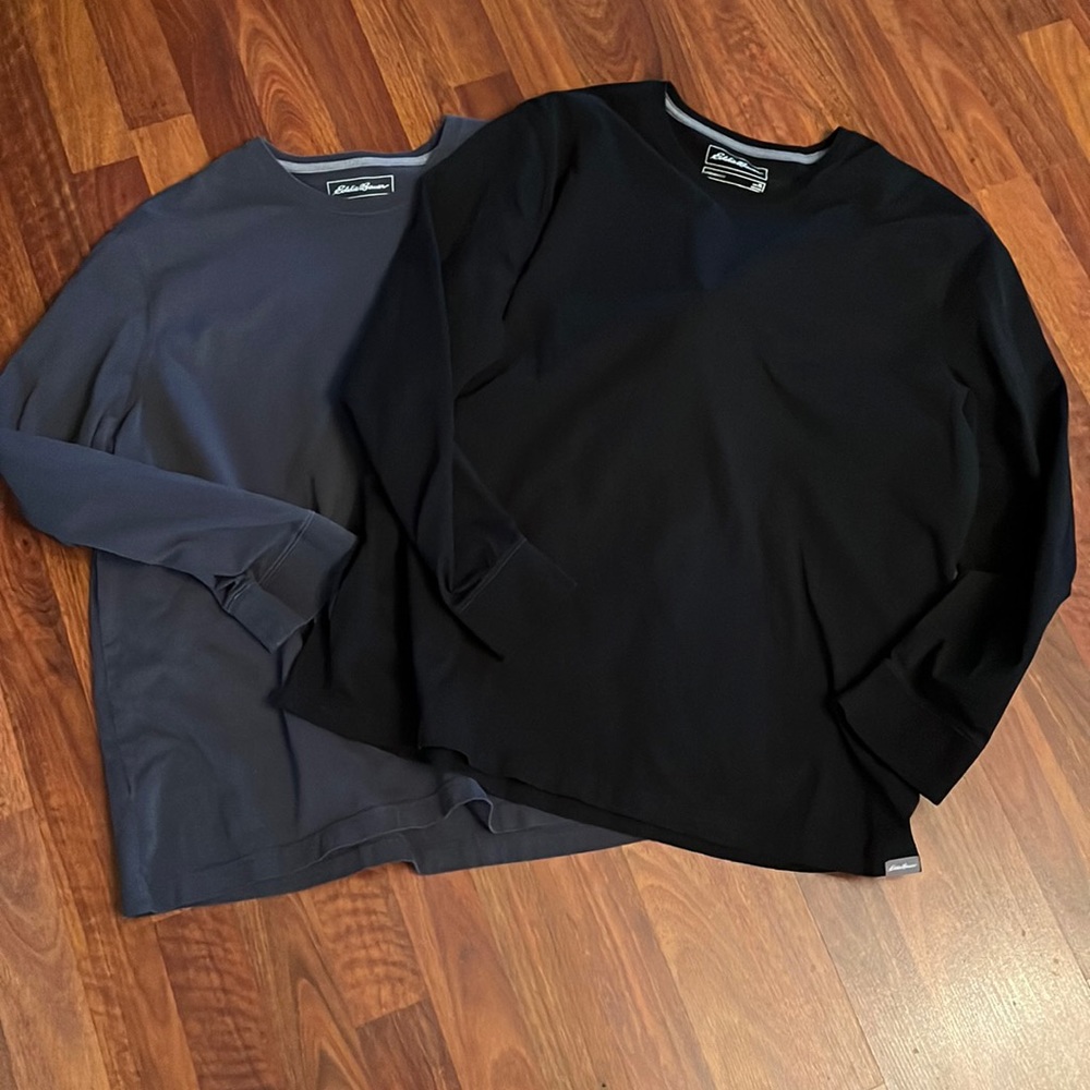 Pair of Mens Long Sleeve Tees